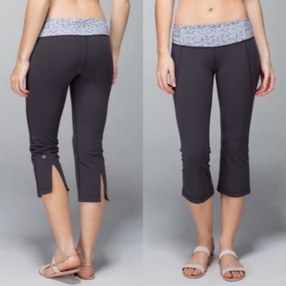 Lululemon Gather and Crown Crop - Picture 2 of 10